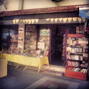 Zwei Schritte in Herrn Türes Laden und Natur 1